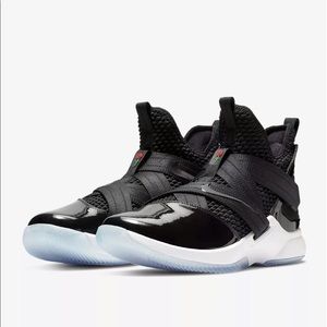 Lebron soldier 12 sfg tuxedo Clearance